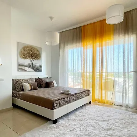Living Skg 1 *